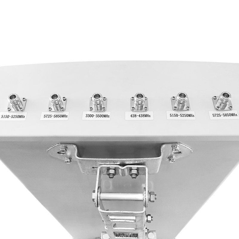 cellular signal booster antenna